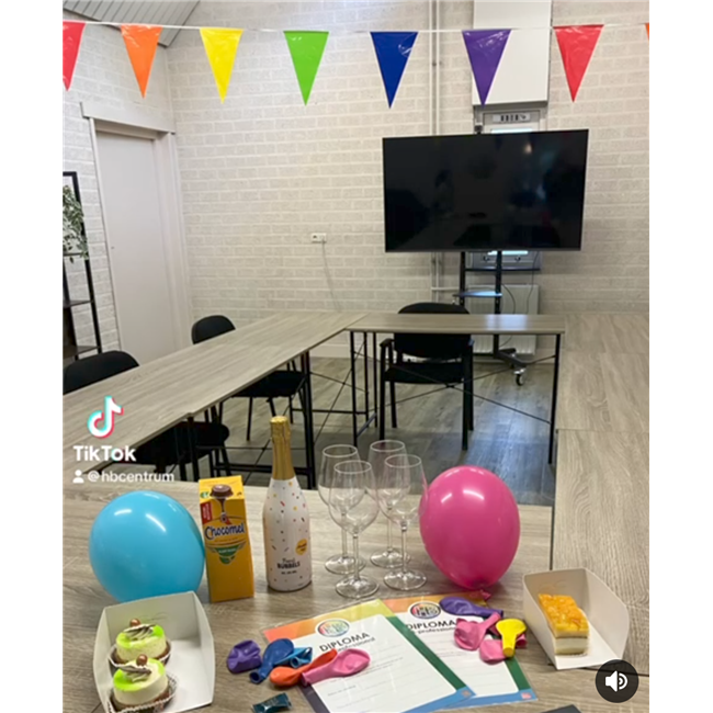 de opleiding hb professional is weer feestelijk afgesloten voor dit schooljaar